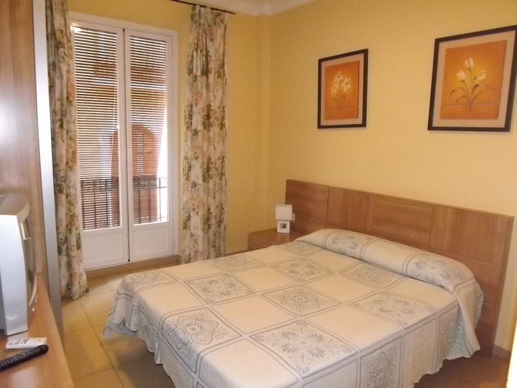 Hostal Costa Azul Гранада Номер фото